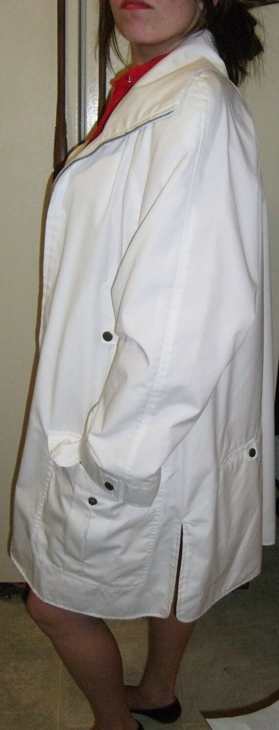 Vintage White Richards & Jones Zip Front 5 Pocket Windbreaker Jacket Medium Only 9 USD