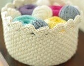 Crochet Storage Basket with Lace Edge - Off White - Round 7.5" / 19cm