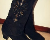 Vintage Real suede leather boots with cross like figure