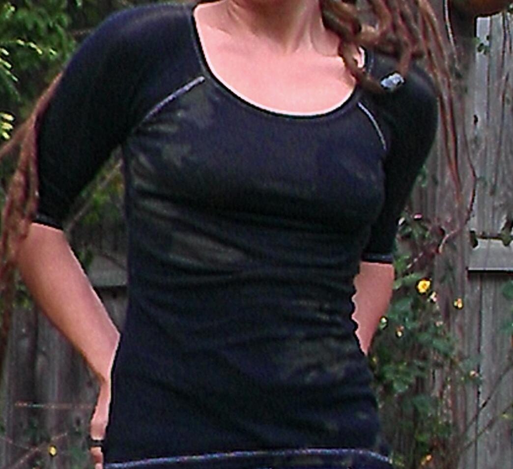 Upcycled Jersey Shirt Black with Birds