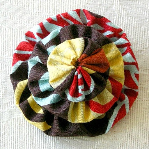 Stacked Flower No 1 - small fabric brooch