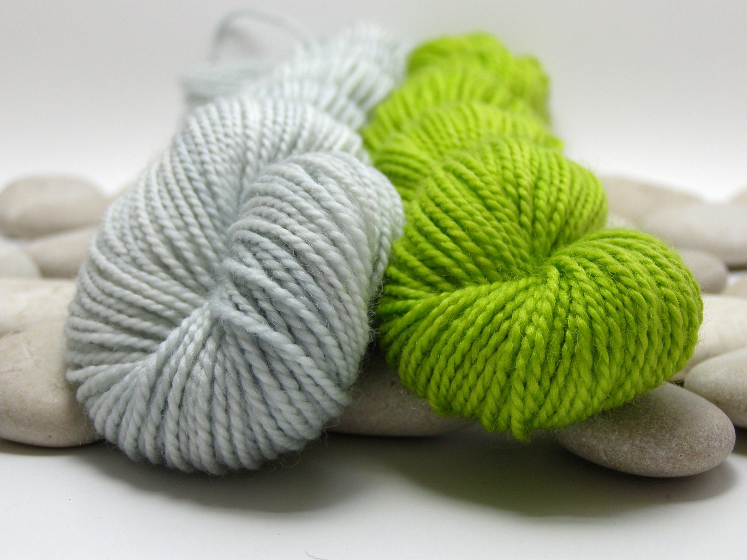 Dyed to Order - 100yds Mini-Skein Hand Dyed Superwash Merino Wool Knitting Yarn
