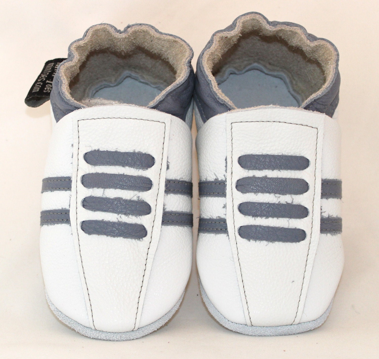 Mini Toes soft sole leather BABY crib shoes white and gray running, pick your size