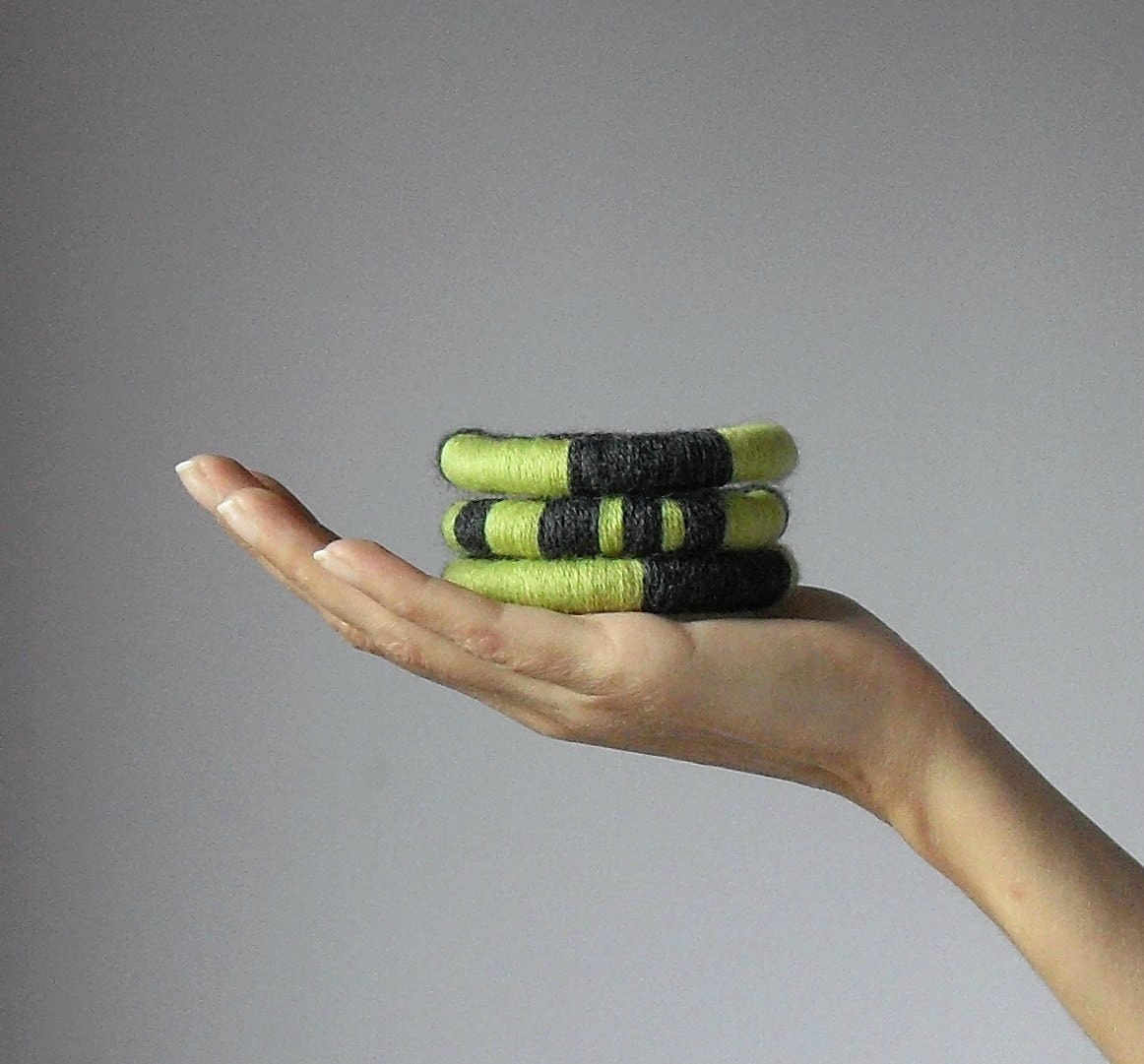 Knitted Bracelet Grey Gray Green - Fiber Art Textile Bangles - Handmade - ETHNIC (16)