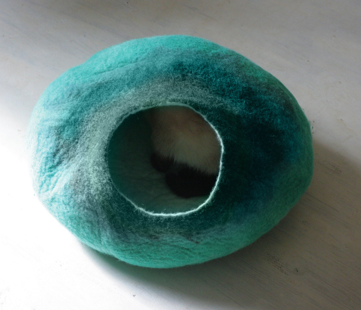 Cat Nap Cocoon / Cave / Bed / House / Vessel - Hand Felted Wool - Crisp Contemporary Design - READY TO SHIP Teal Bubble