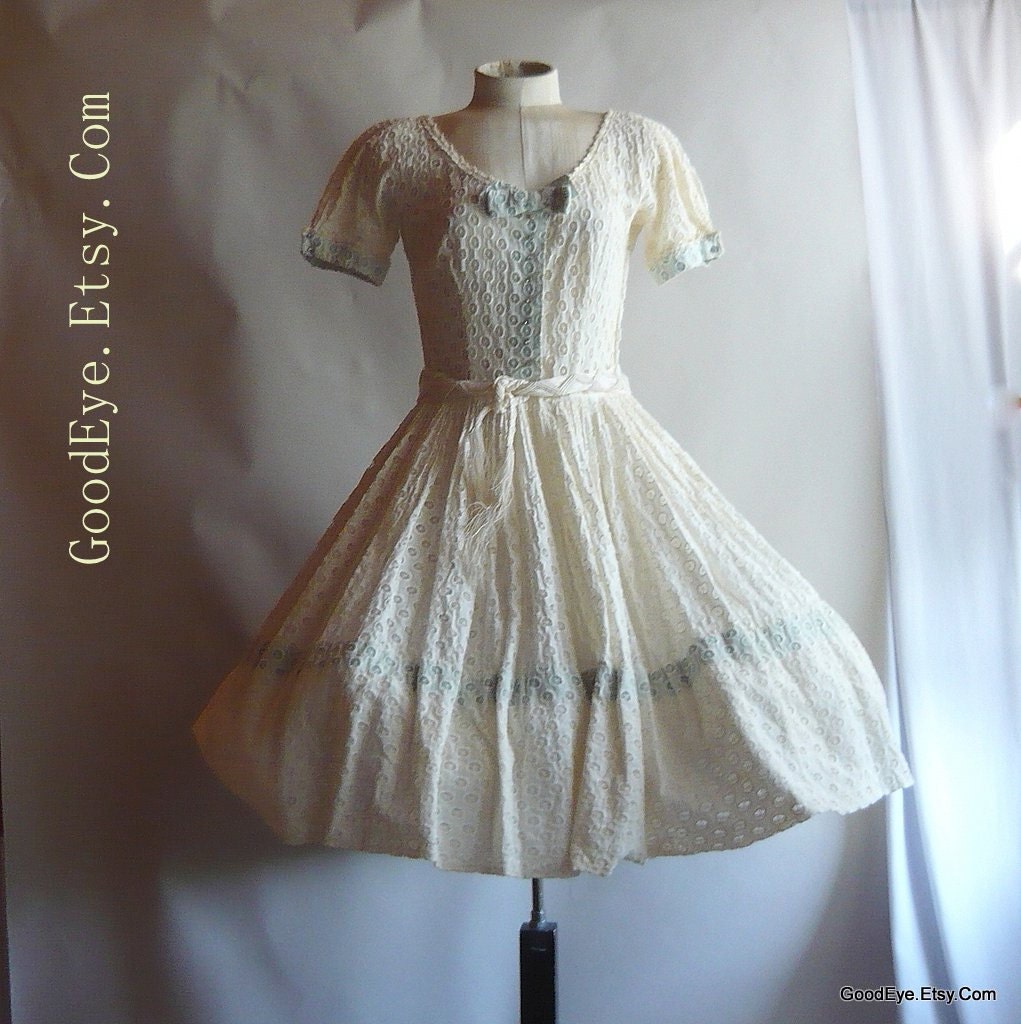 Amazing 50s Eyelet Dress SHEER Full Ivory Small Unusual Vintage Wedding Party
