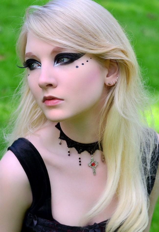 Gothic lace choker with Garnet red cross Swarovski cascade - IMMORTAL