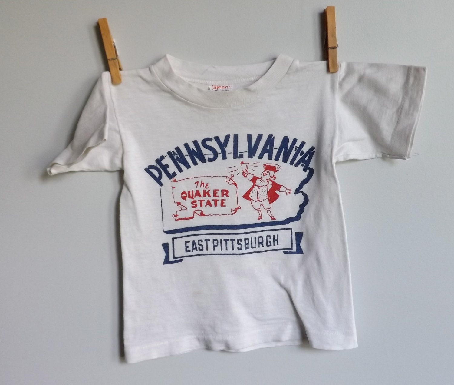 Vintage 1950s tshirt, Pennsylvania Quaker State, East Pittsburgh