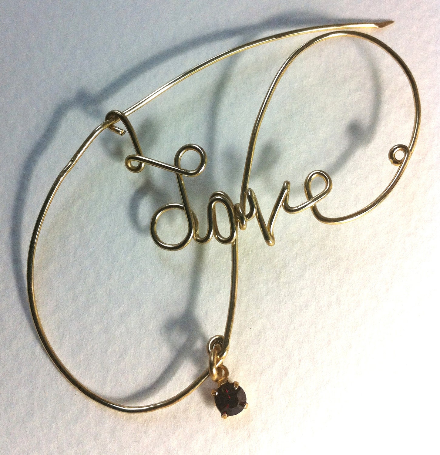 Love Vintage Wire Brooch with Garnet