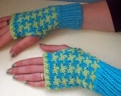 Hand warmers child or narrow hand knit blue wool houndstooth fingerless gloves green