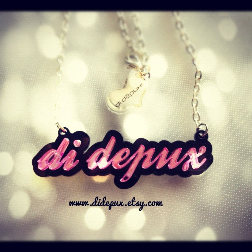 CLASSIC name necklace laser cut