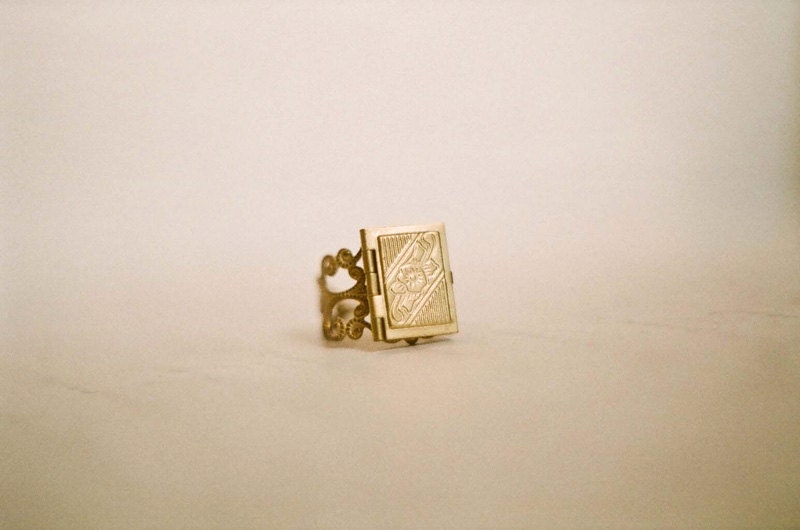 Little book locket ring in golden brass