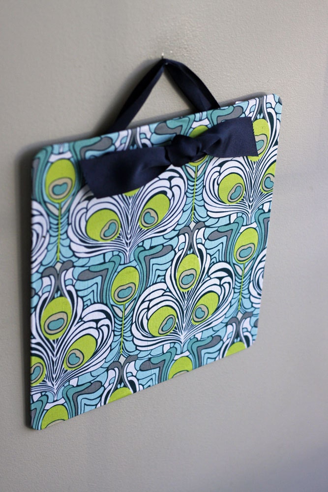 Fabric Magnet Board (11x11) in Blue and Green