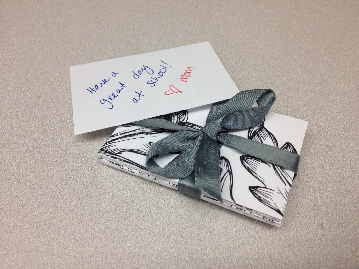 Little Love Notes - Floral Design with Grey Ribbon