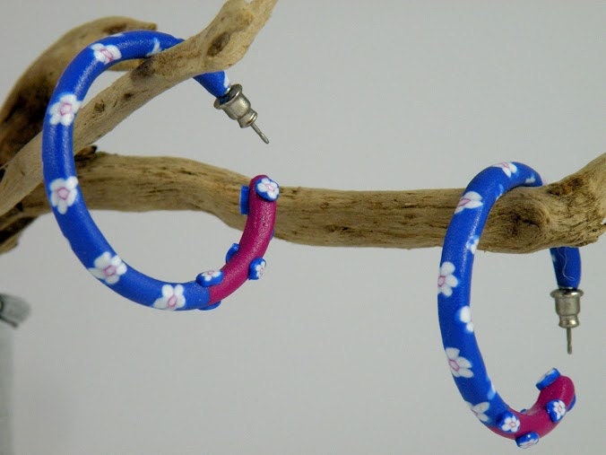 Hoop Earings in Blue, Fushia and White - Summer