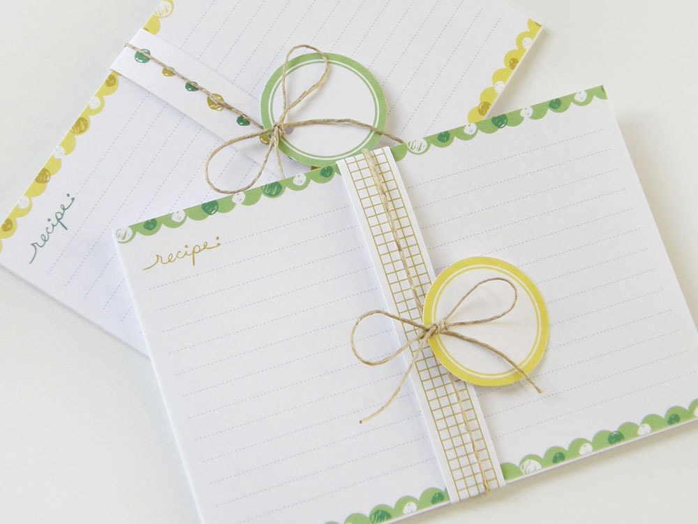Printable and Editable Recipe Cards and Matching Gift Tags (PDF 4x6 or 3x5 double sided) - YELLOW and GREEN Dots