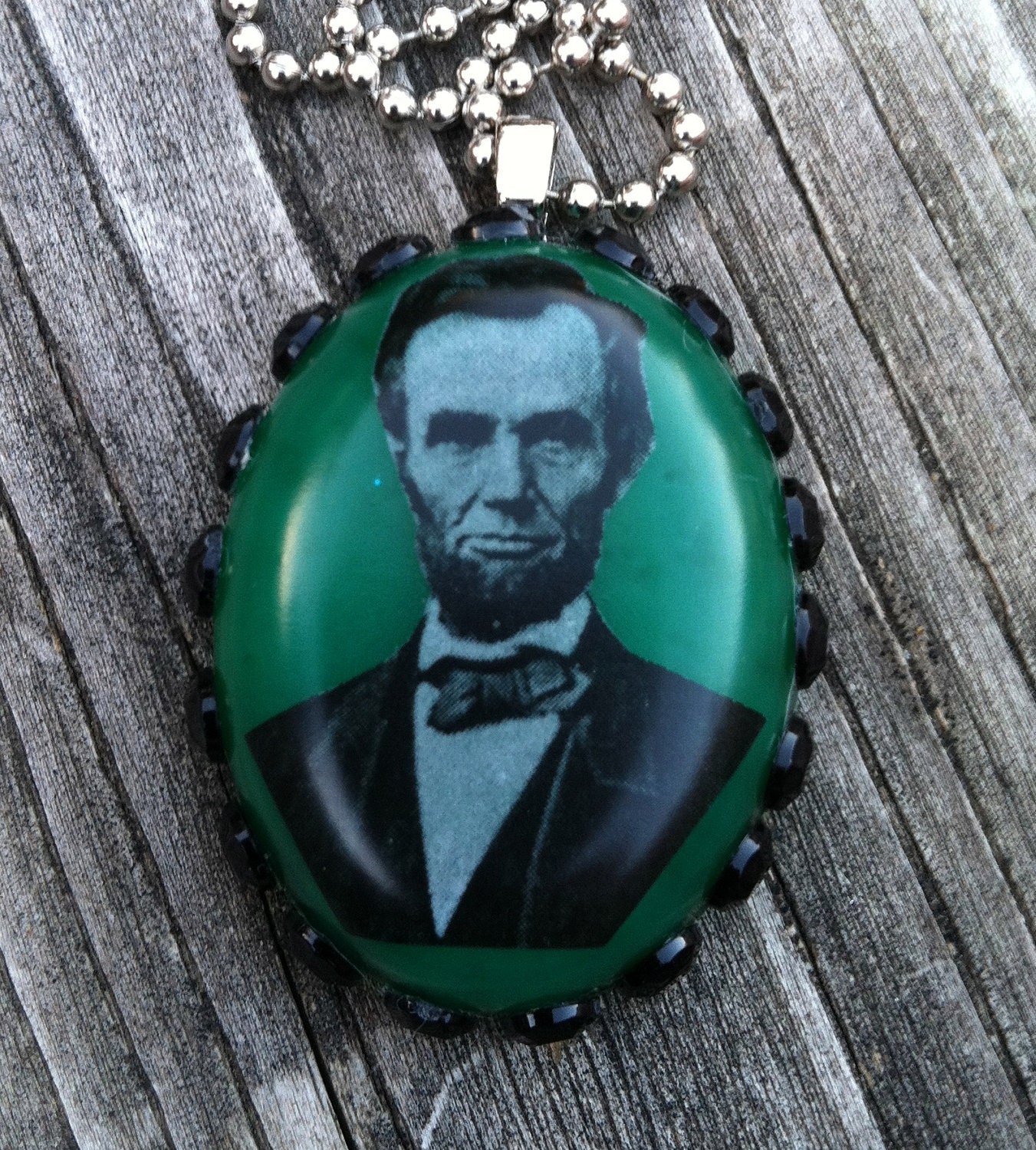 Abraham Lincoln Dark Green Apple Oval Resin Necklace