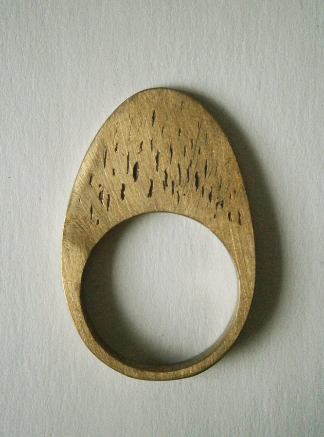 special edition -EGG RING- in bronze