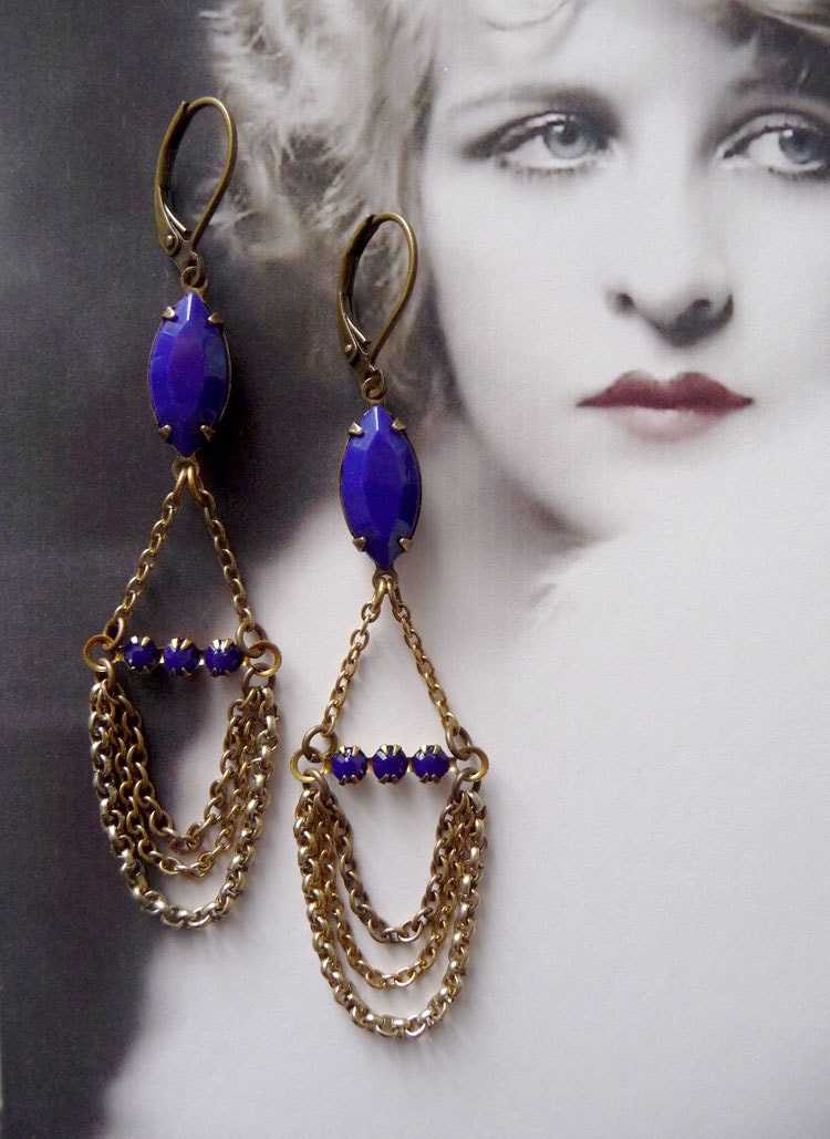 Iseult Earrings - Vintage Inspired Jewelry - Vintage Navettes - Blue - Brass Chains - Swarovski Findings (SD0311)