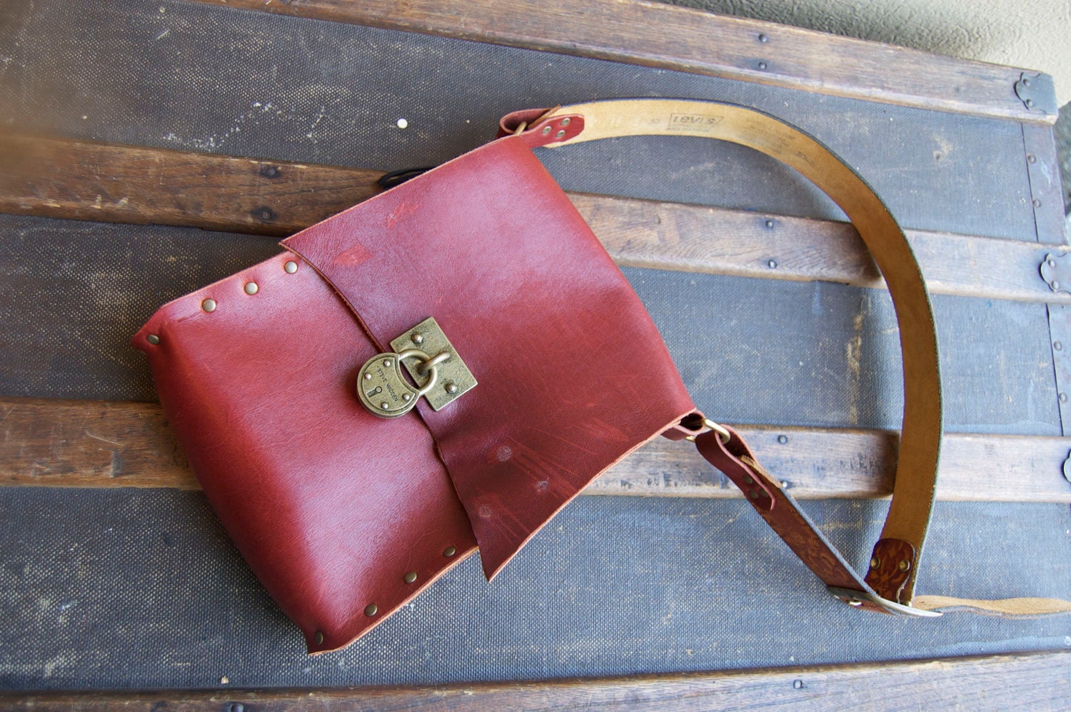 SALE Latigo Leather Padlock Purse