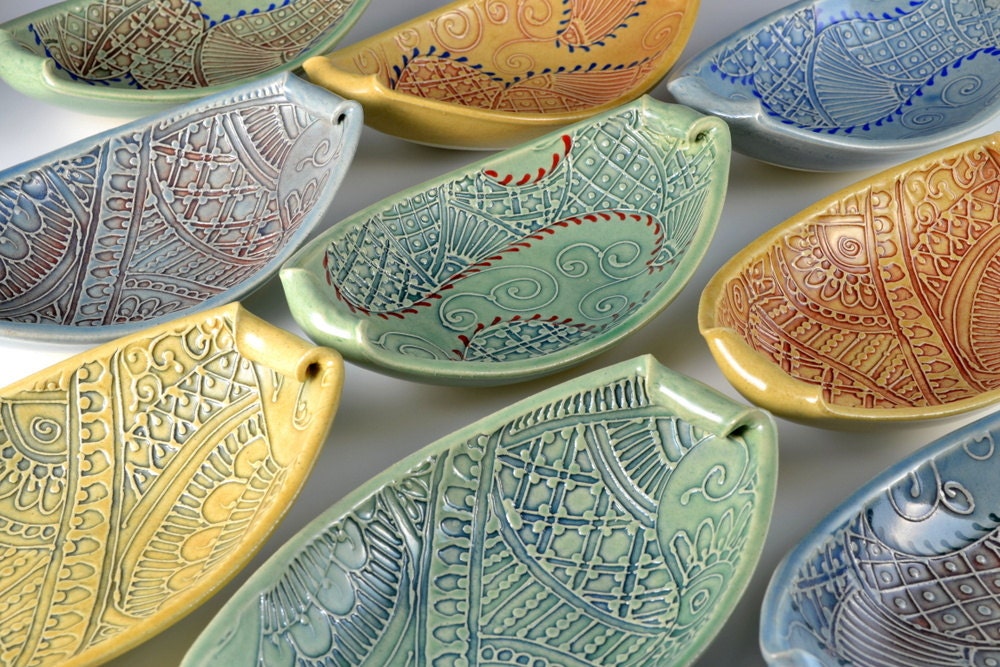 Ceramic bowls - Unique Indian Paisley texture pattern