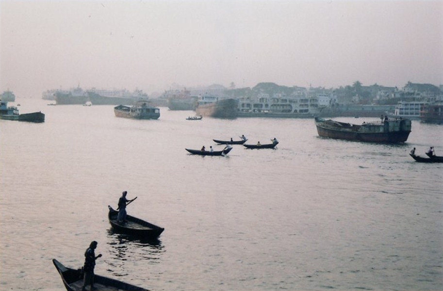 BOATS DHAKA // 8 x 12 PRINT