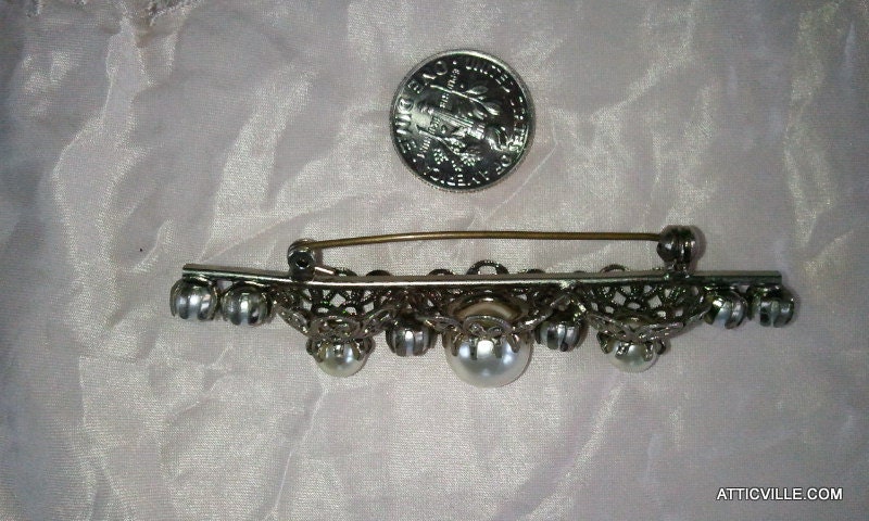 Vintage Brooch with Pearls and Silver Filigree work made in Germany. Dainty costume jewelry bar pin for the bride