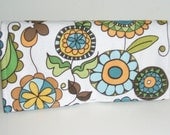 Coupon Organizer Holder  Purse Organizer Posies with Teal Blue Lining