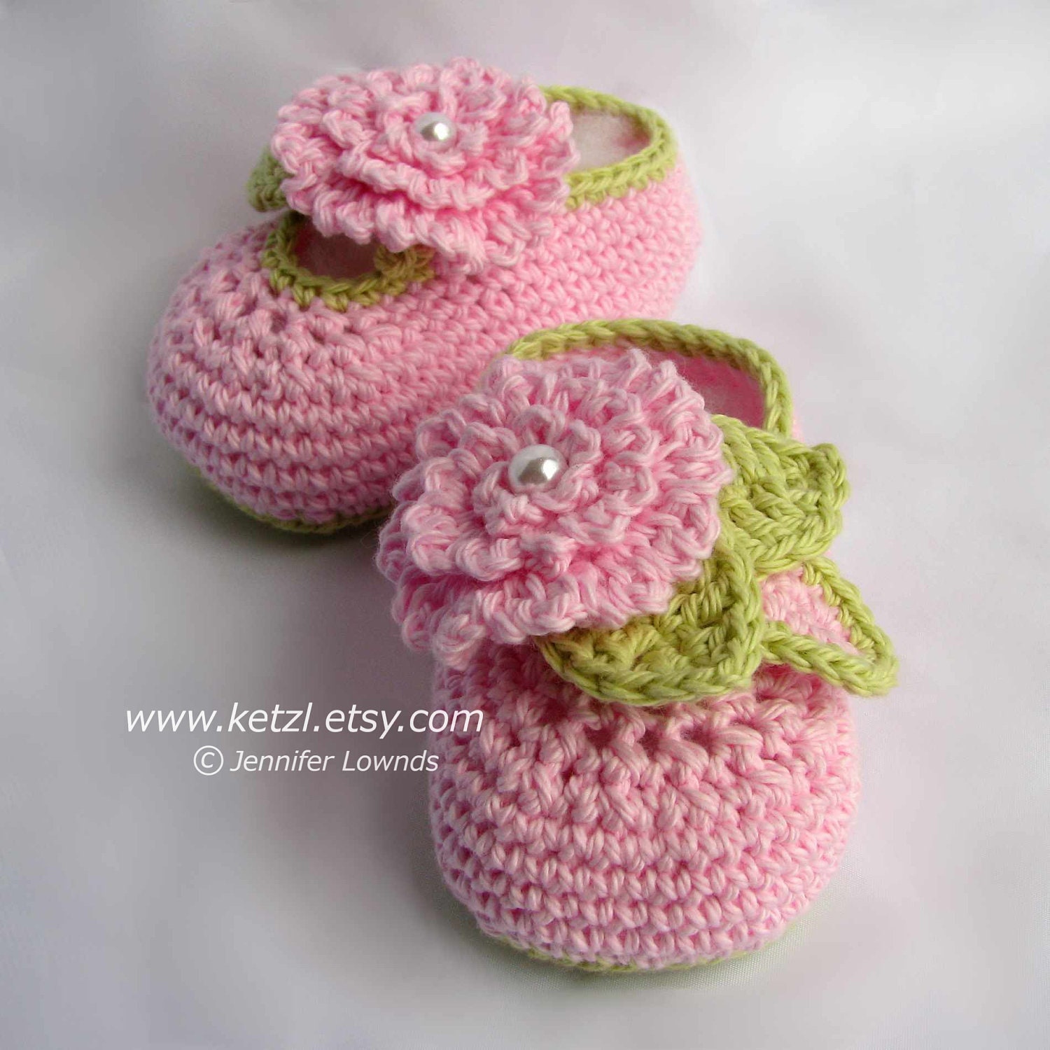Instant Digital Download Crochet Pattern Baby Booties with flowers and pearl centers pdf
