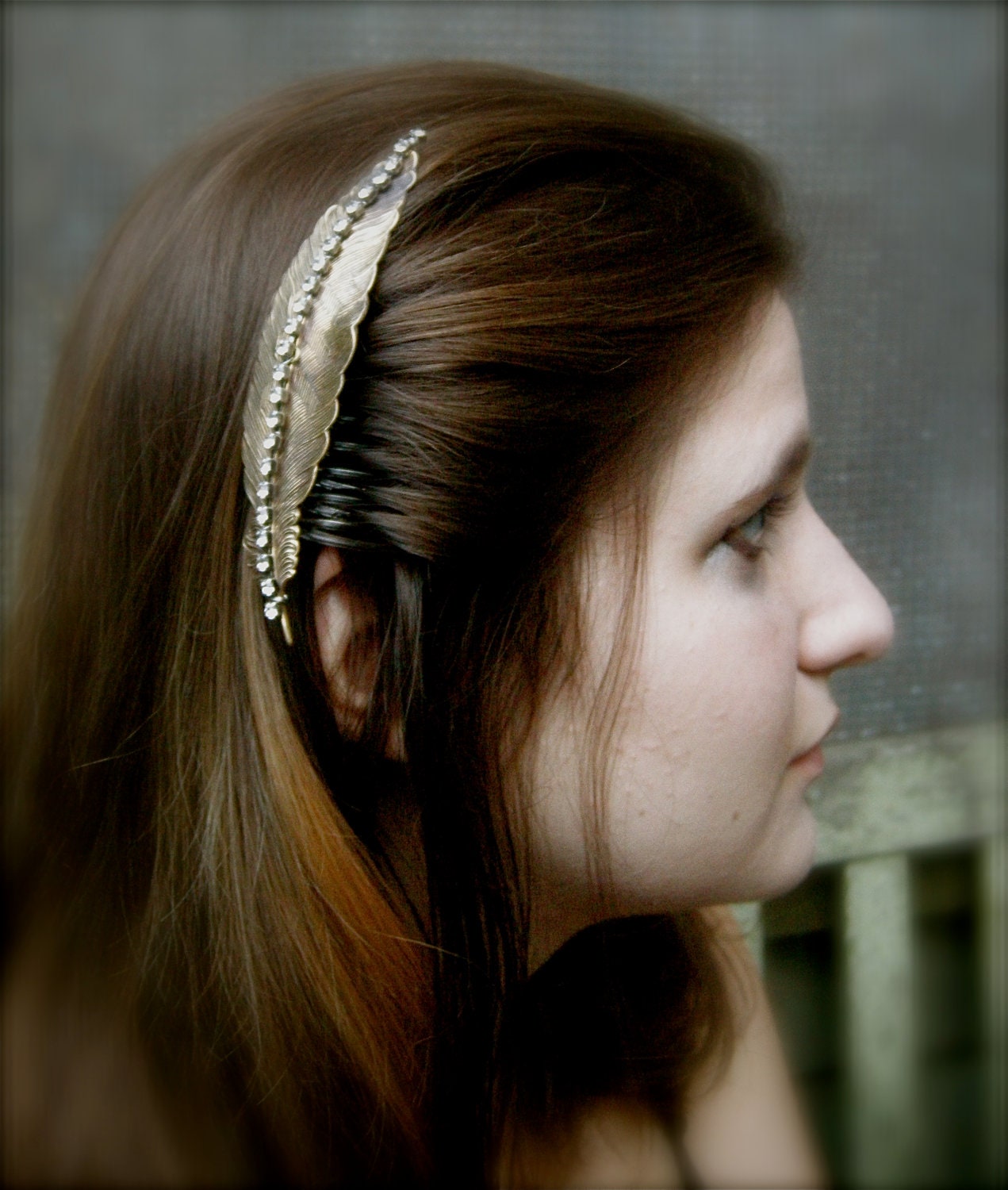 Feather Jeweled Comb (1)