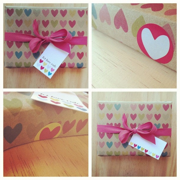 Gift Wrap Kit - Full of Hearts