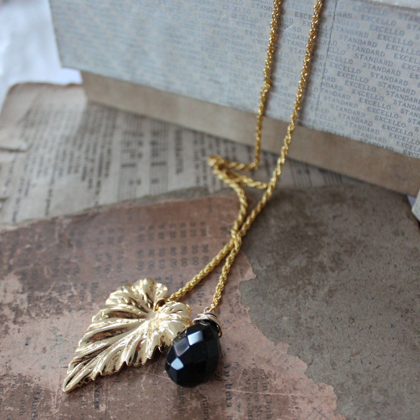 Magnolia Gold Leaf Lariat with Wire Wrapped Onyx Briolette