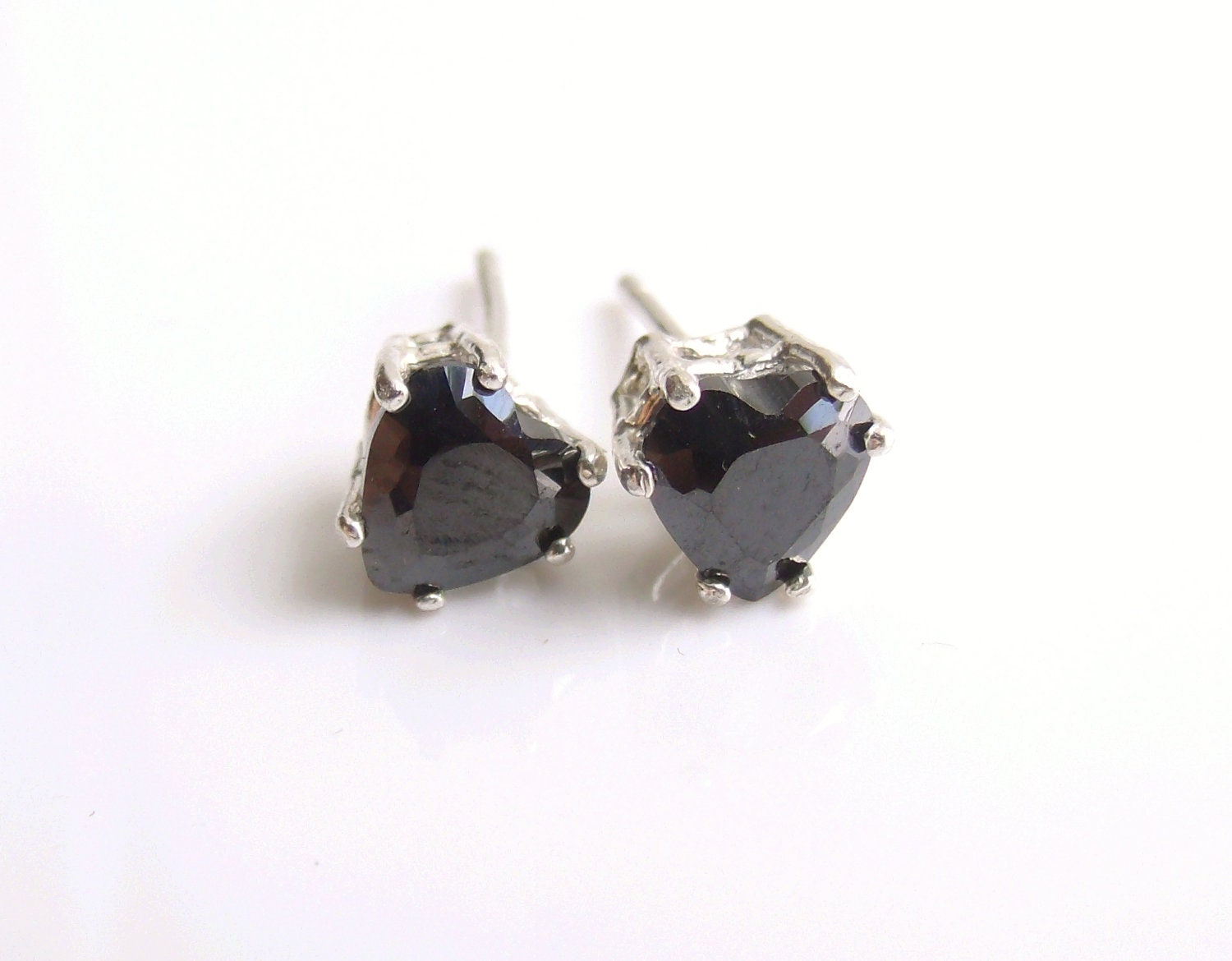 Black Stud Cubic Zirconia Heart Earrings Sterling Silver 6mm