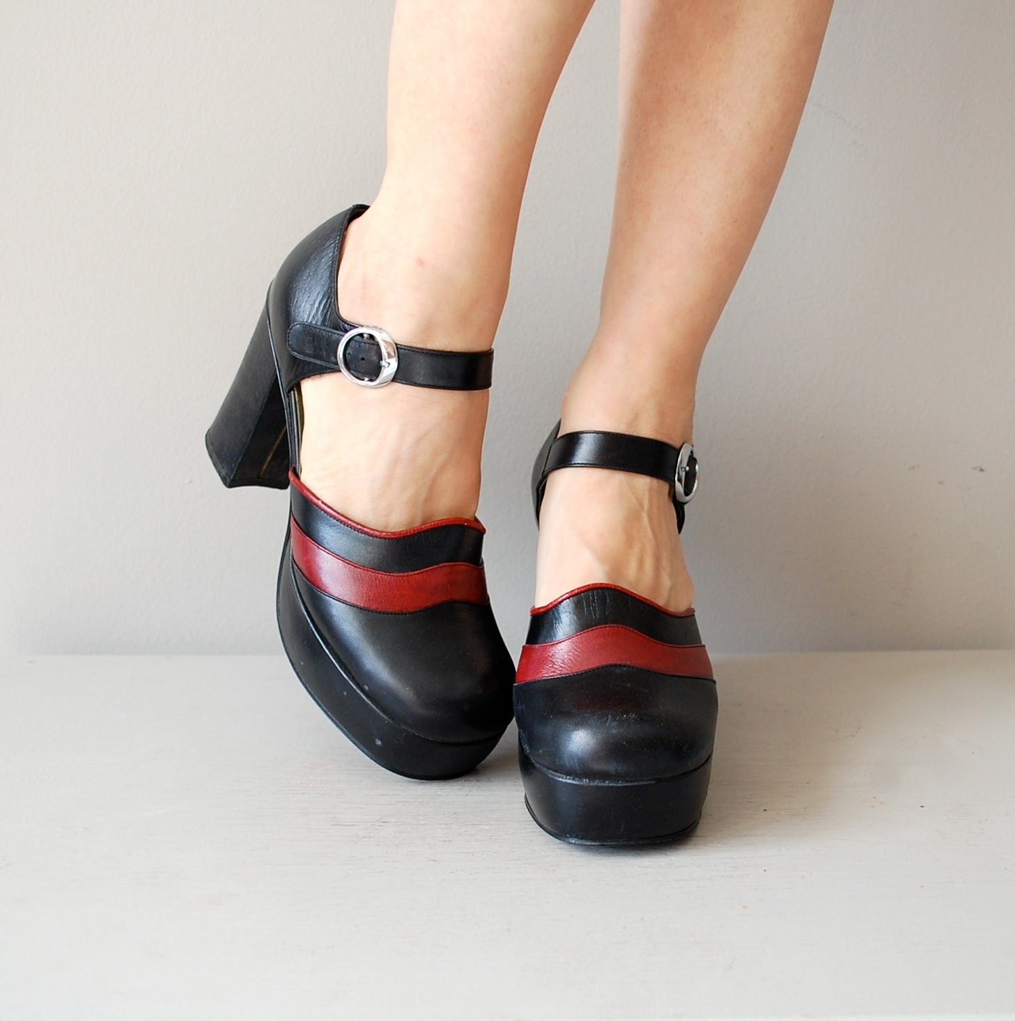 platform shoes / 1970s platforms heels  / Harakumi Mary Janes