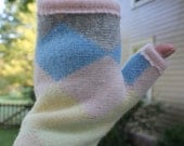 Recycled cashmere and wool fingerless gloves.  Diamond pattern in pastel shades of blue, grey, yellow, mint green, and pink.