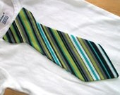 Great for St. Patrick's Day. Baby dress up onesie with tie, great spring colors...NOT AN APPLIQUE
