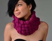 27% OFF - Woven Cowl in Peony