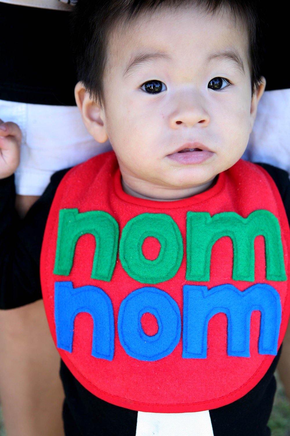 Nom Nom Bib