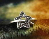 Ring - Size 8 - Sterling Silver - Marcasite - Star Shape - Women Jewelry - Sparkly Promise Ring - Shooting Star - Signed Stamped