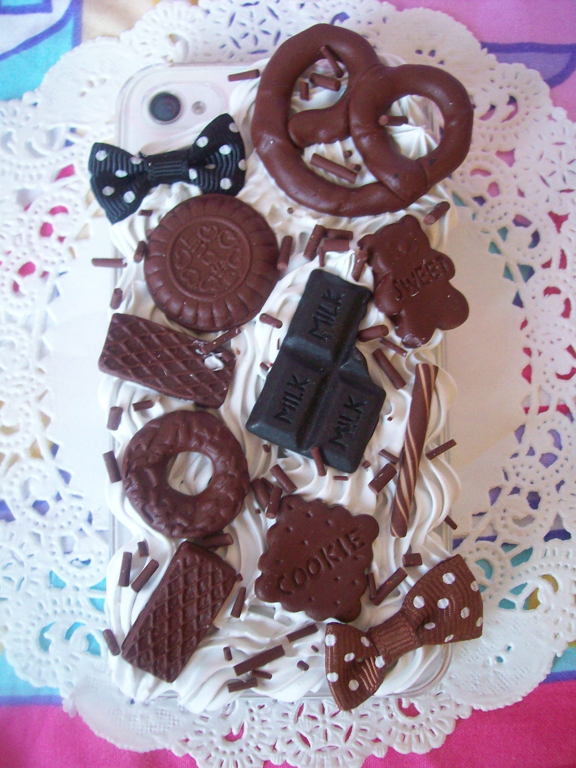 iPhone 4G or 4GS Case Decoden - Chocolate Pretzel