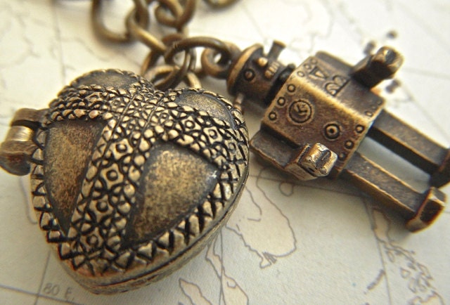 Steampunk Robot Charm Bracelet Tin Man & Heart Locket Antiqued Brass Bronze Rustic Finish Costume Fashion Jewelry