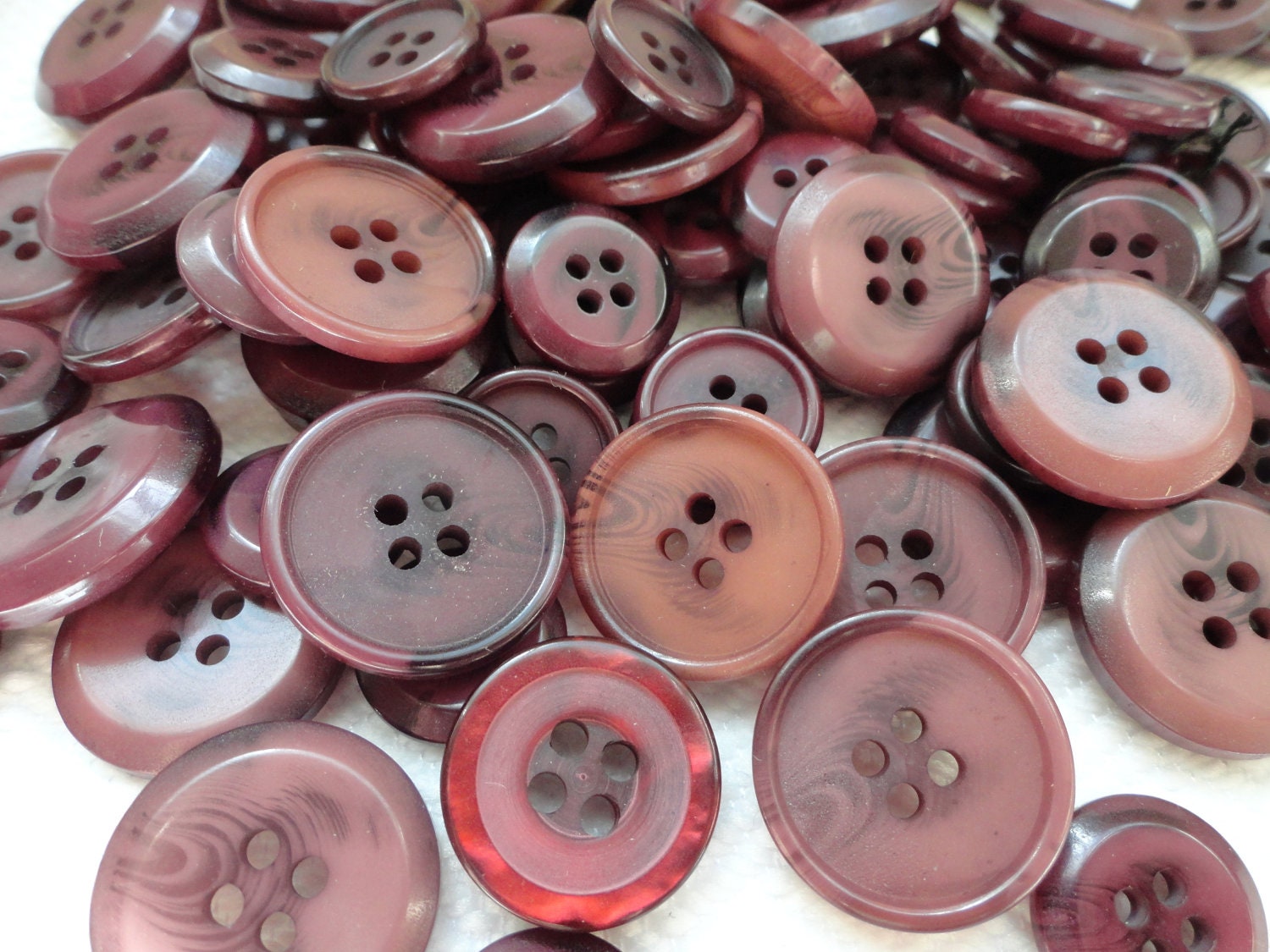 25 Plum Vintage Buttons