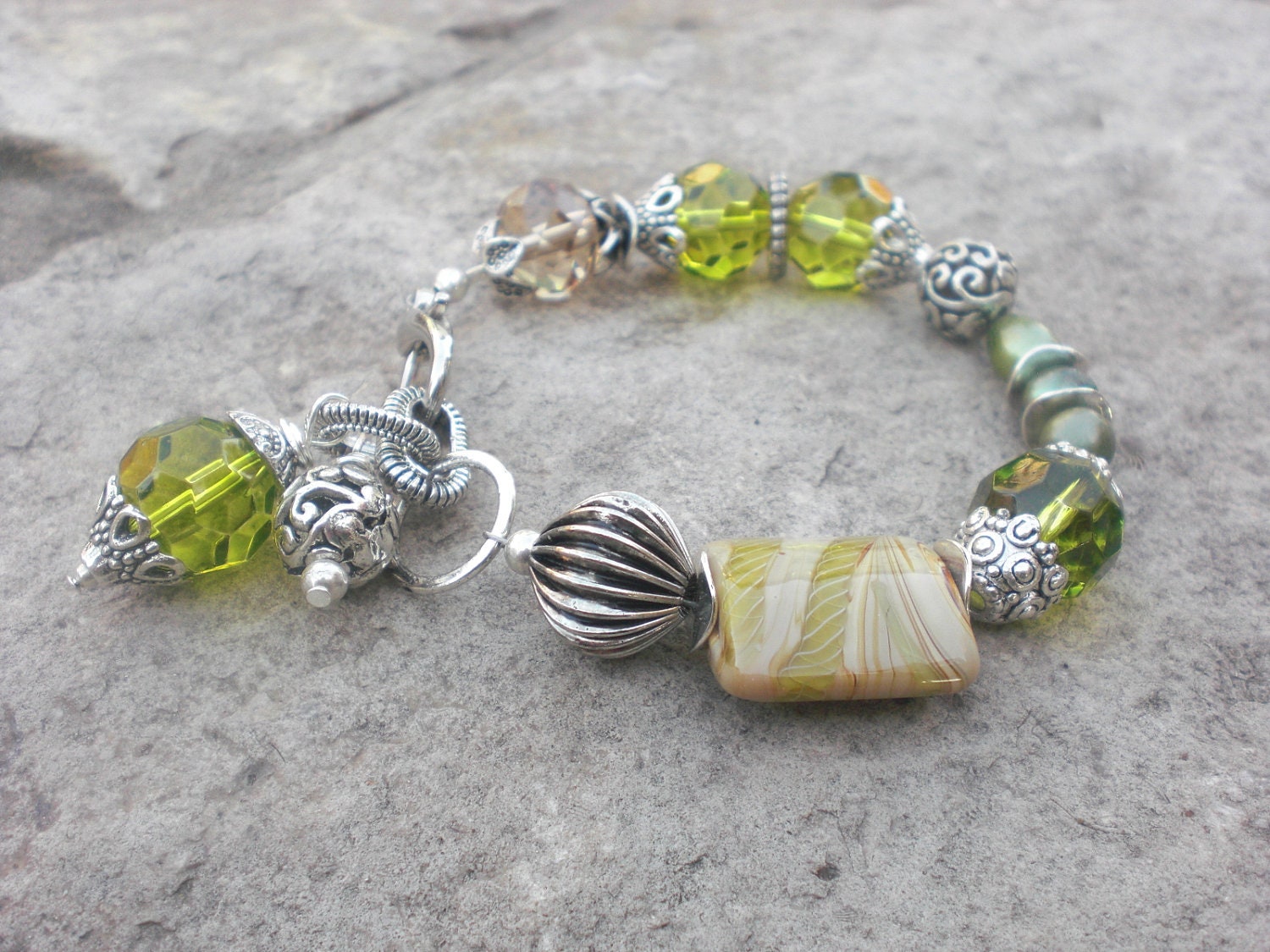 Gorgeous Green and Silver Bracelet