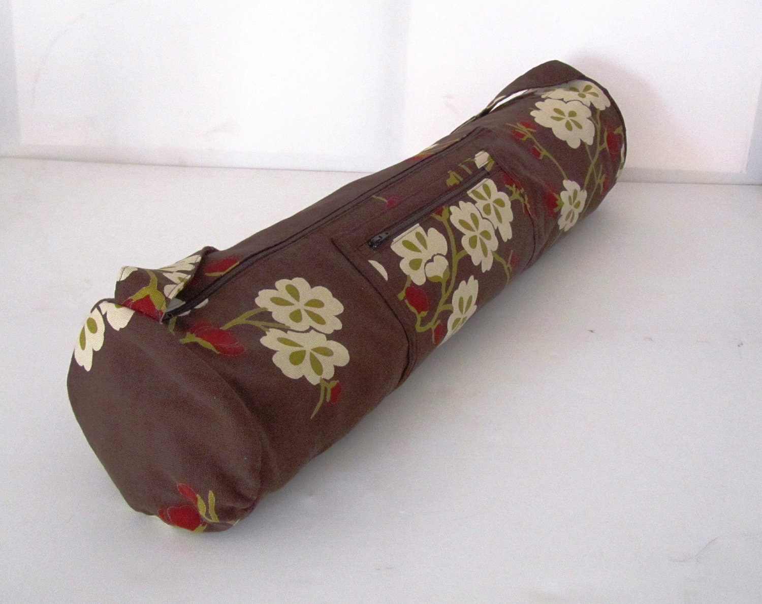 Zippered yoga pilates or exercise mat bag
