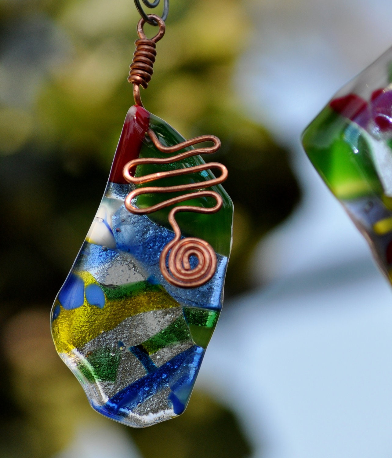 Garden decorations ornaments fused glass abstract design. Set of ten