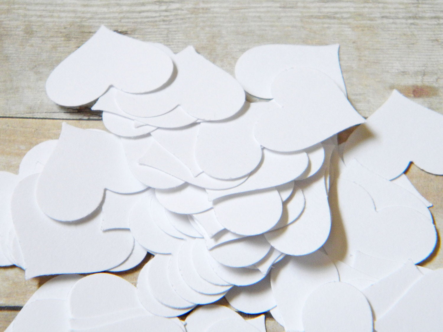 200 Wedding White Fancy Hearts Confetti Party Table Dressing Decorations