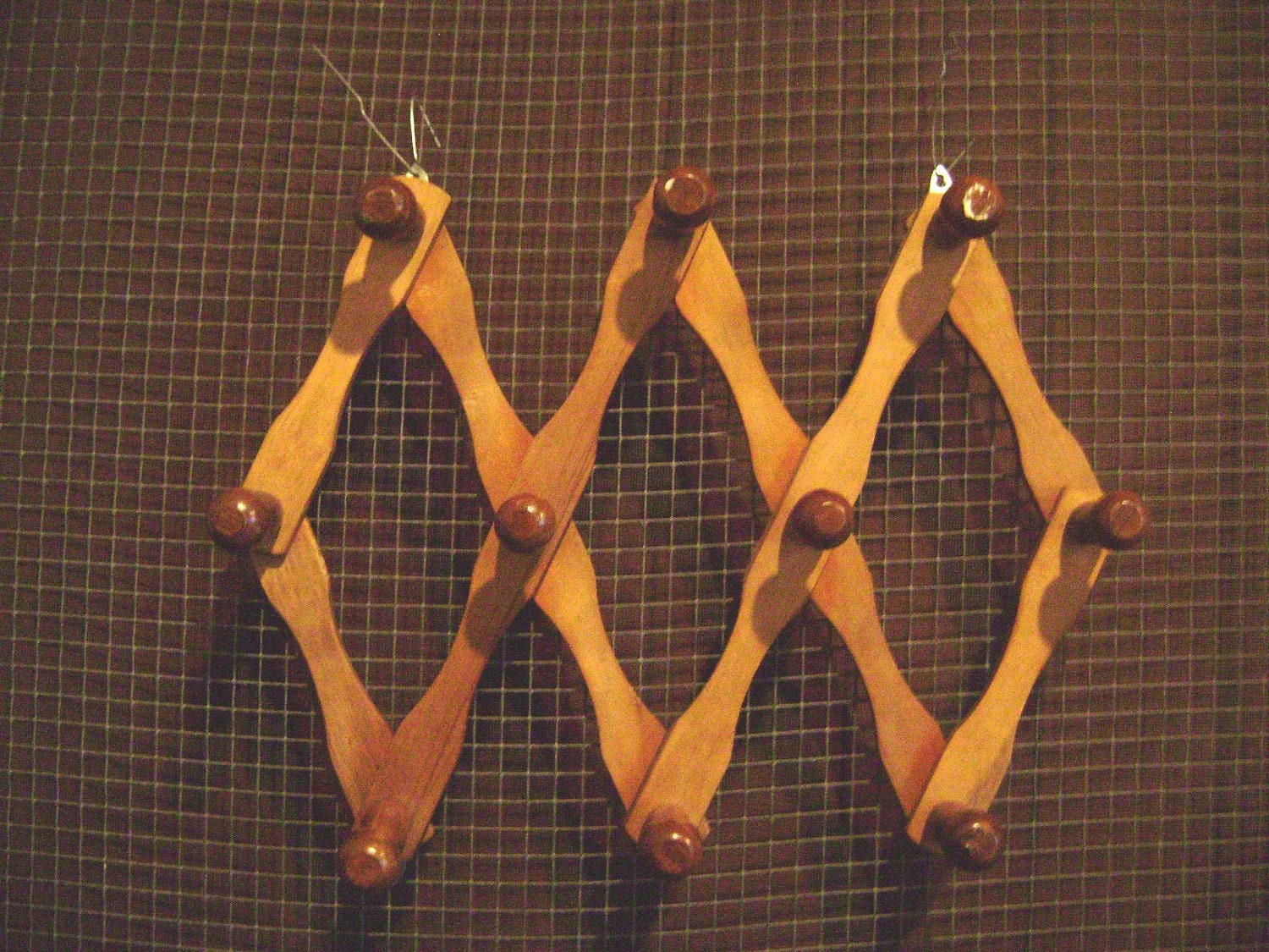 Vintage Peg Rack, LARGE SIZE Curvy Design Accordion Wall Hanger, Wood, Unusual, Cottage Style Wooden Organizer