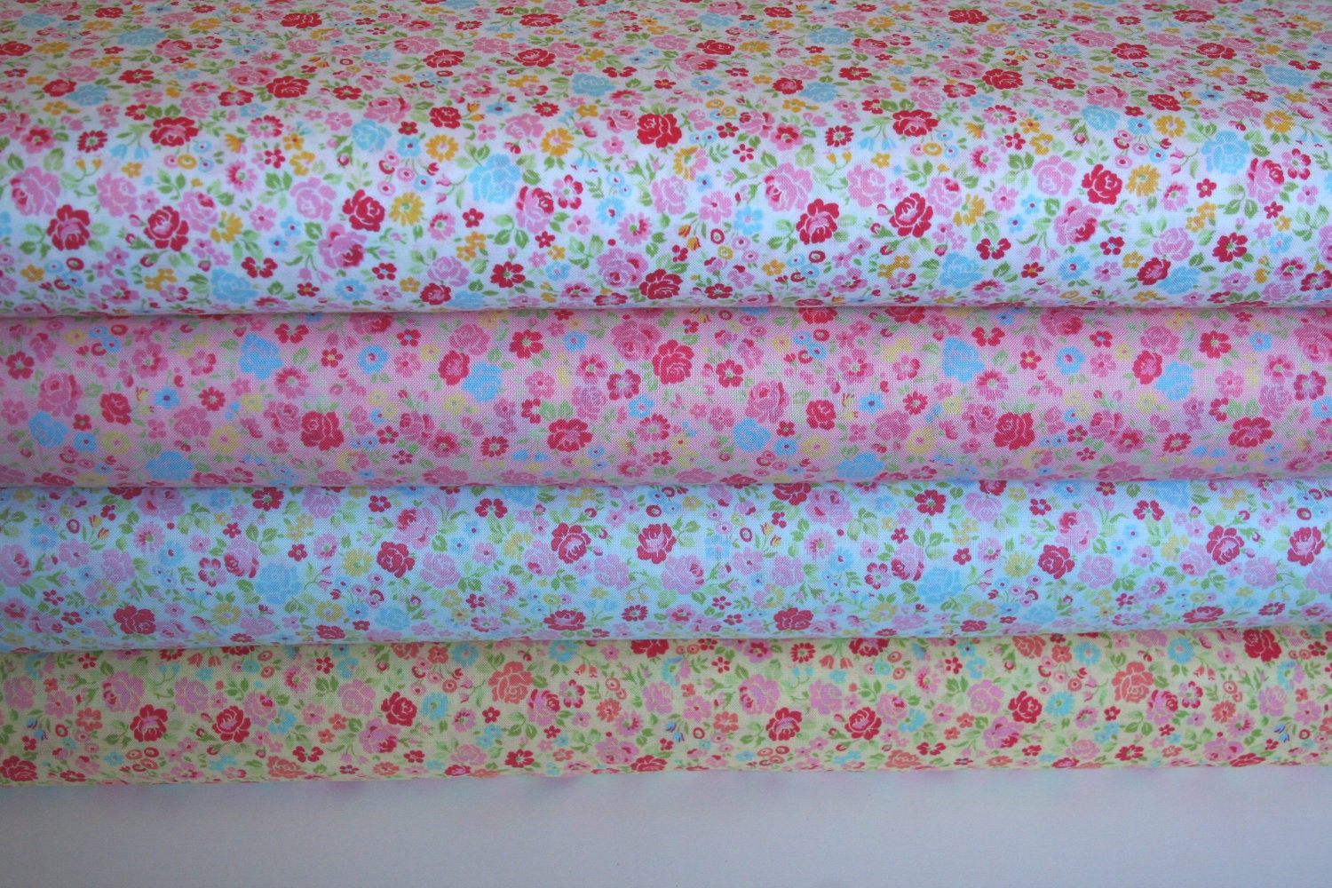 Japanese, Lecien ANTIQUE FLOWER in PASTEL, All Over Roses, Fat Quarter Bundle of 4