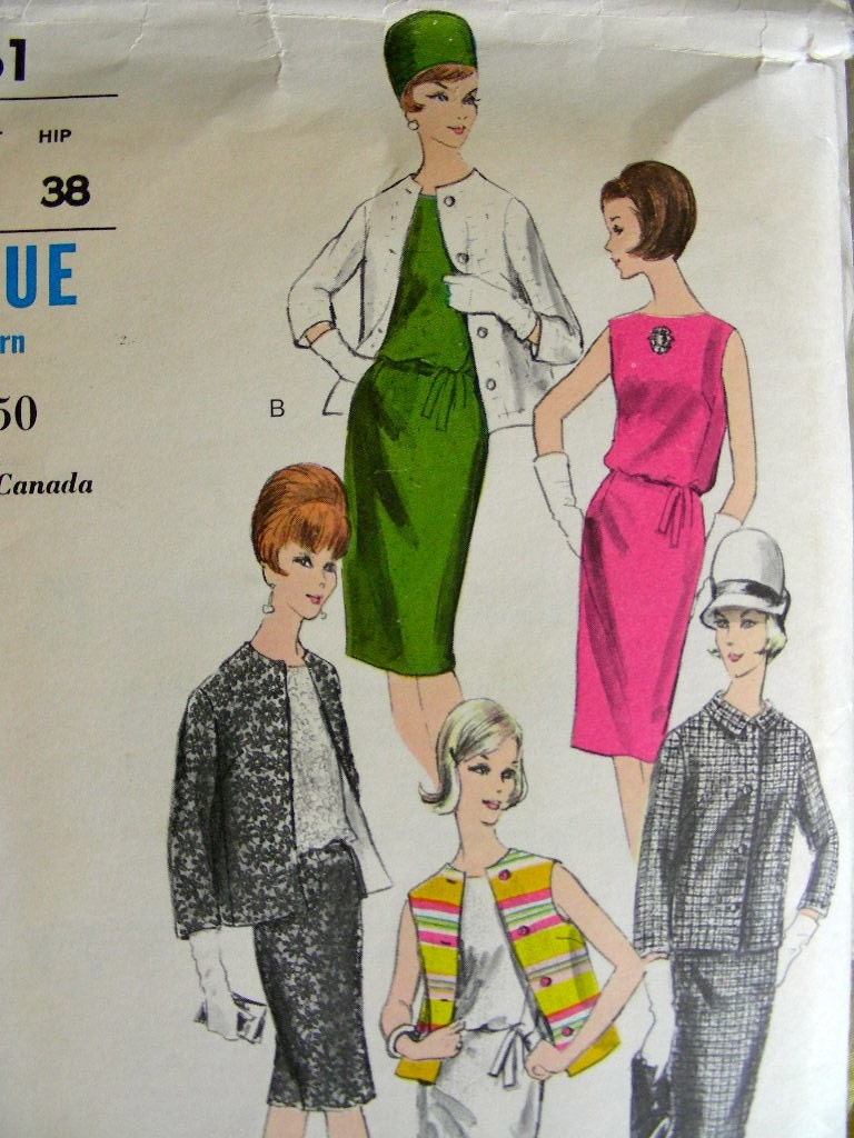 Vogue 6161 - Vintage Sewing Pattern -  1960s Bloused Bodice Sheath Dress & Jacket - Size 16