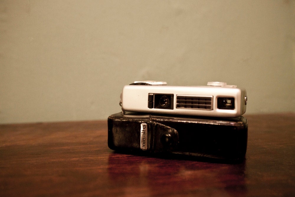 Vintage Minolta 16 MG Spy Camera